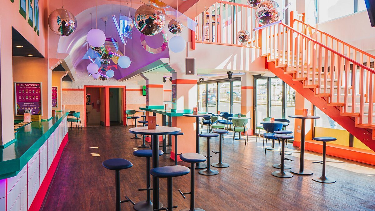 Colour & Light Venue — image 5